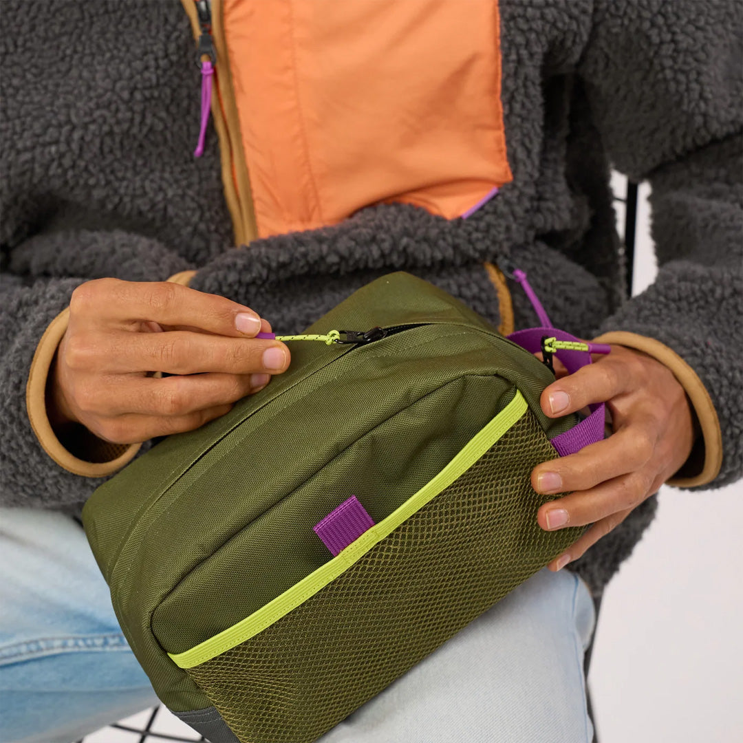 Toiletry Bag Khaki & Black