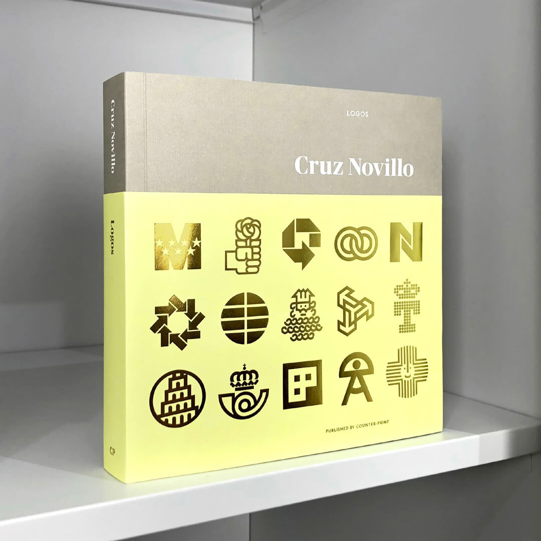Cruz Novillo: Logos