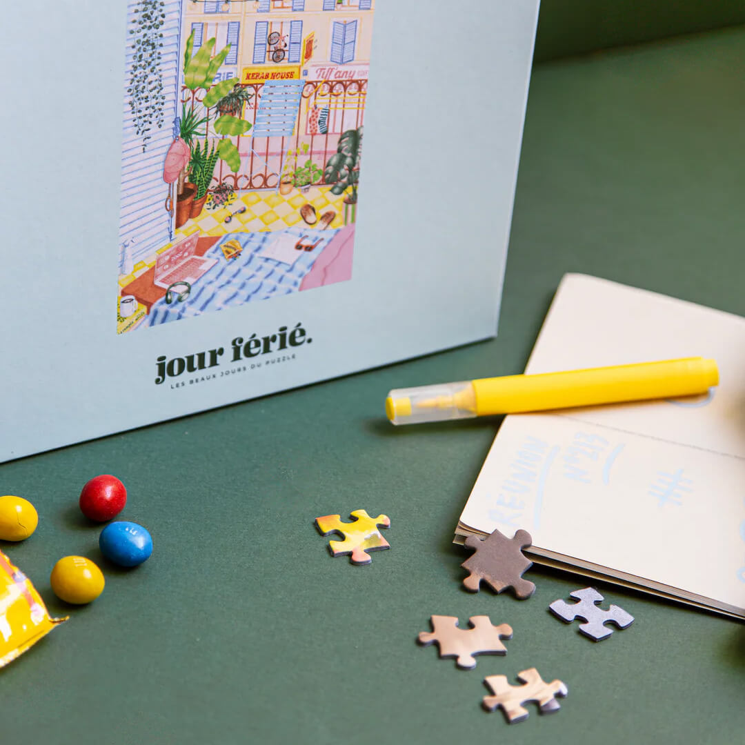 The Green Class Puzzle 1000 Pcs
