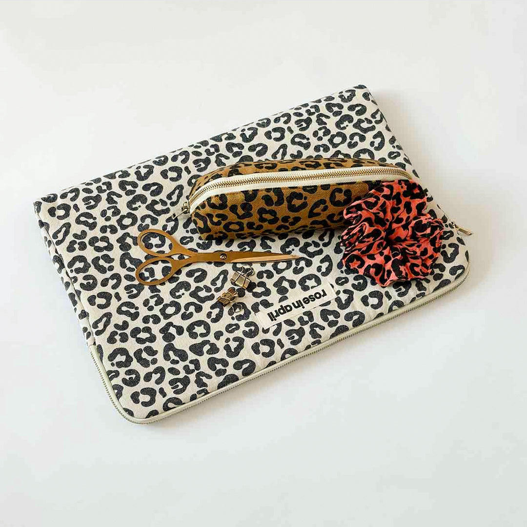 Maya Graou Greige Laptop Sleeve 15/16'