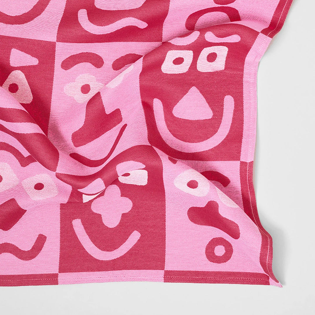 Making Faces Cotton Towel Pink/Maroon
