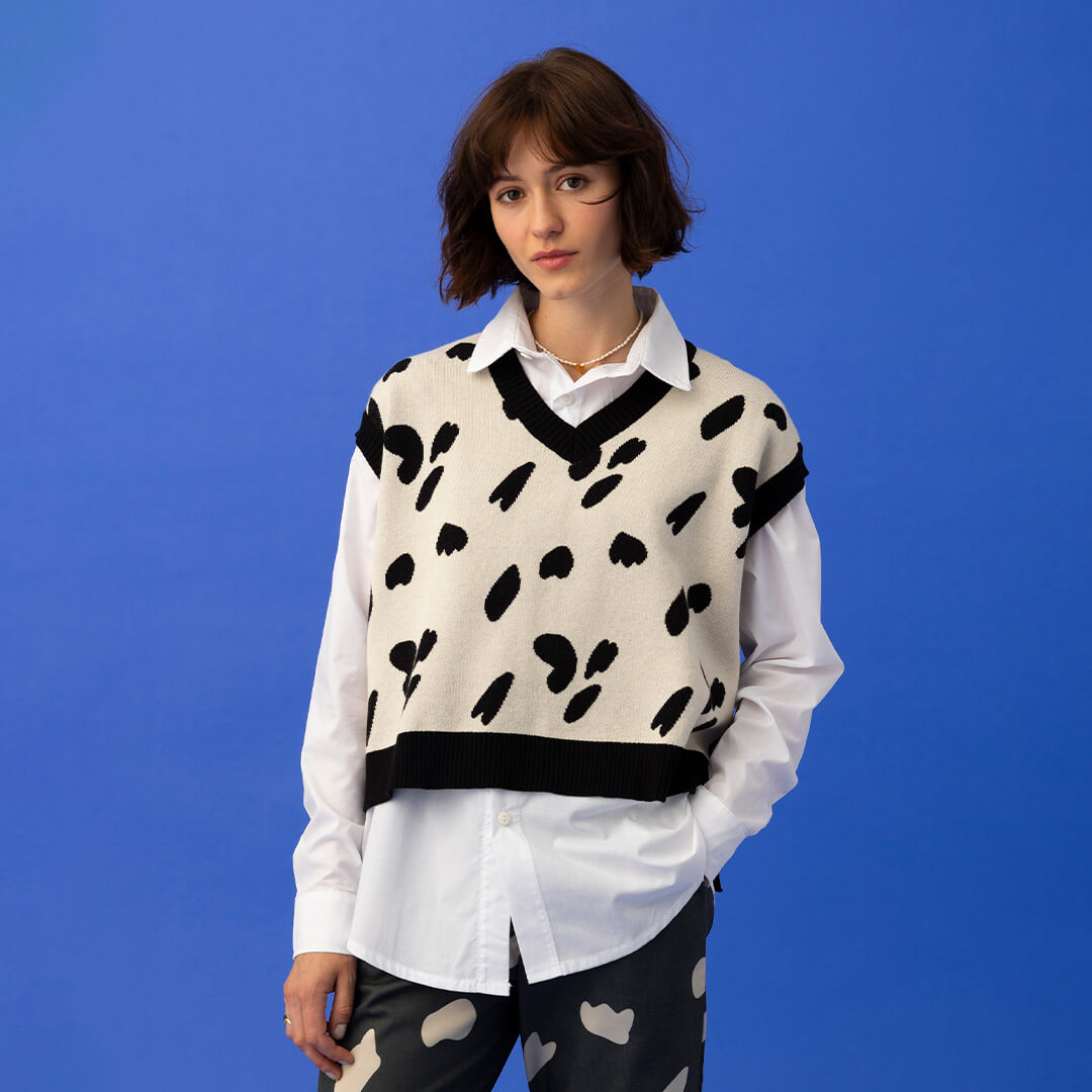 Snowdrop Knitted Vest Dalmatian - Ecru